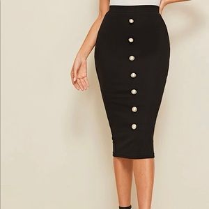 NEW Pearl button detail pencil skirt